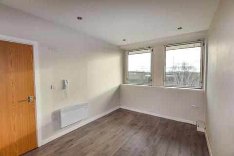 1 bedroom flat to rent - East Lane, Runcorn, Cheshire, WA7