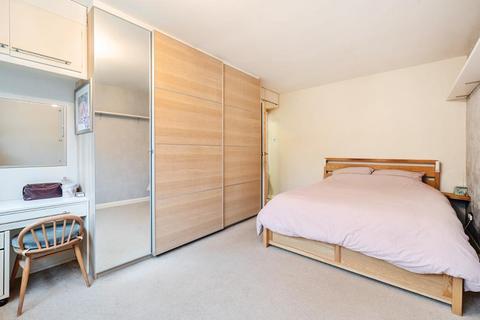 2, The Hey, 230 Sanderstead Road, South Croydon, CR2 0AJ