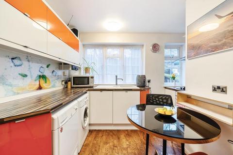 2, The Hey, 230 Sanderstead Road, South Croydon, CR2 0AJ