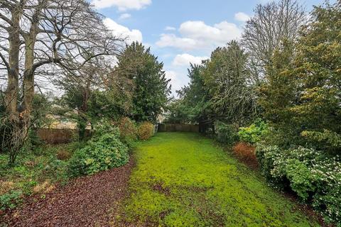 2, The Hey, 230 Sanderstead Road, South Croydon, CR2 0AJ