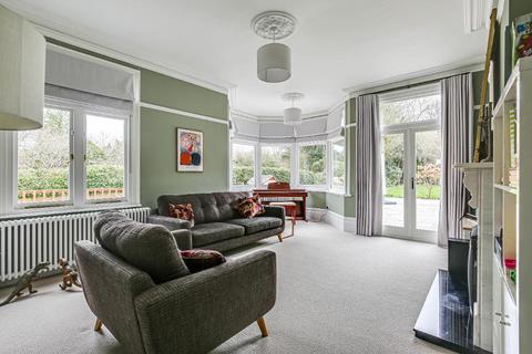 5 bedroom detached house for sale - Beech Avenue, Sanderstead, Surrey, CR2 0NL