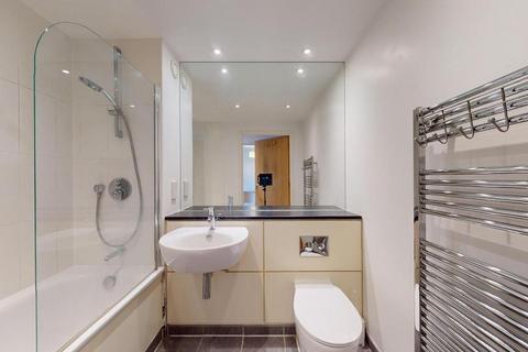 1 bedroom detached house to rent - Spa Road, London, SE16 3FW