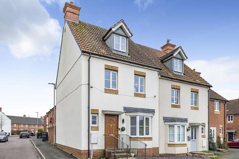 4 bedroom end of terrace house for sale, Coker Way, Chard, TA20