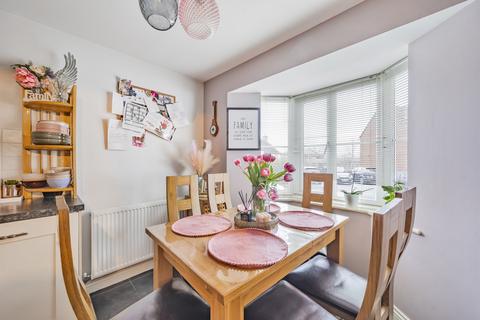 38 Coker Way, Chard, TA20 1BF