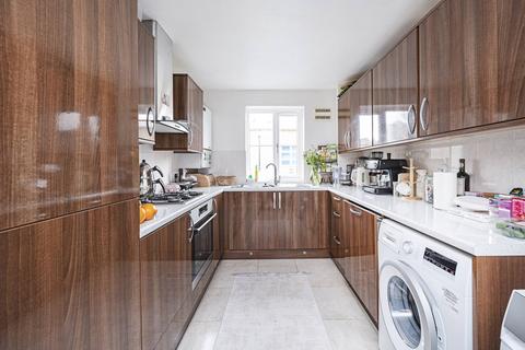 2 bedroom flat for sale, Stainsbury Street, Bethnal Green, London, E2