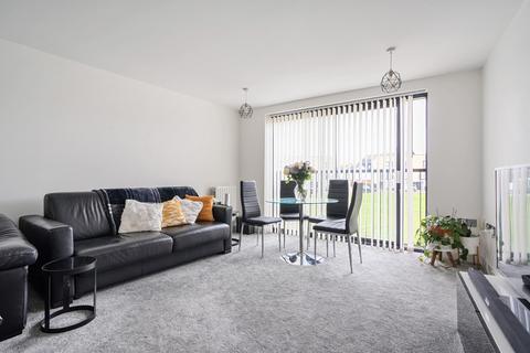 2 bedroom apartment for sale, Southfields Green, Gravesend, Kent