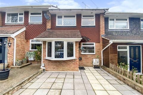 3 bedroom terraced house for sale, Maple Gardens, Yateley, Hampshire