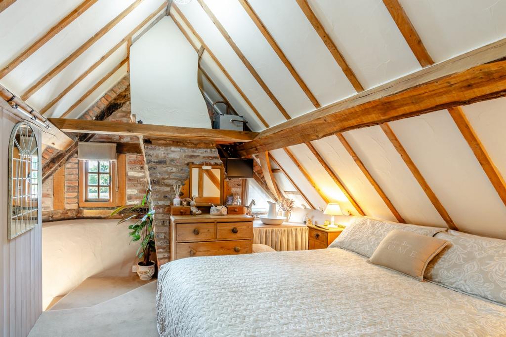 Principle Bedroom [2]