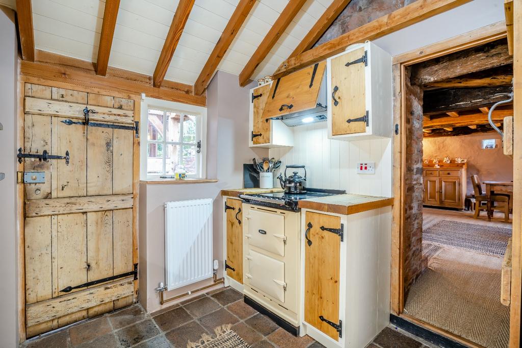 Kitchen [3]