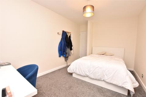 2 bedroom apartment for sale, Ingledew Court, Leeds, West Yorkshire