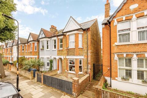 100 Darwin Road, London, W5 4BH