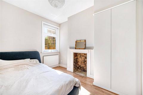 100 Darwin Road, London, W5 4BH