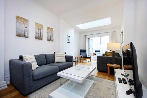2 bedroom apartment for sale - Willoughby Road, London, NW3