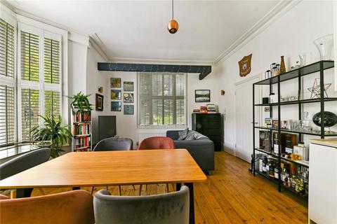 2 bedroom apartment for sale - Moulins Road, London, E9