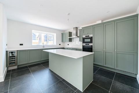 4 bedroom detached house for sale, Sweethill Farm, 260 Botley Road, Burridge, Southampton, SO31