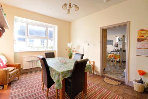 5 bedroom terraced house for sale, High Street, Great Torrington, Devon, EX38