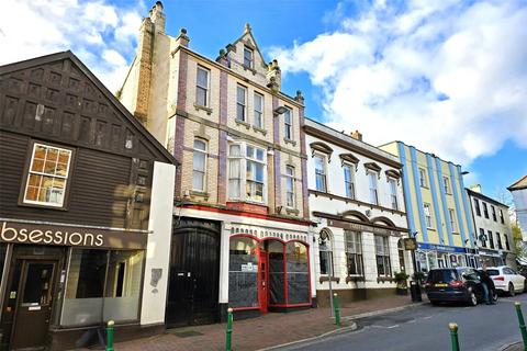 5 bedroom terraced house for sale, High Street, Great Torrington, Devon, EX38