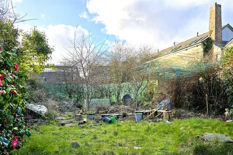 5 bedroom terraced house for sale, High Street, Great Torrington, Devon, EX38