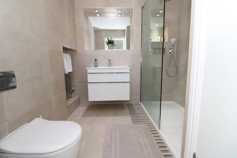 4 Winchester Close, Bromley, BR2 0PX