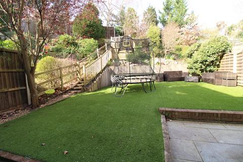 4 Winchester Close, Bromley, BR2 0PX