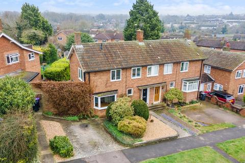 3 bedroom semi-detached house for sale, Benchley Hill, Hitchin, SG4