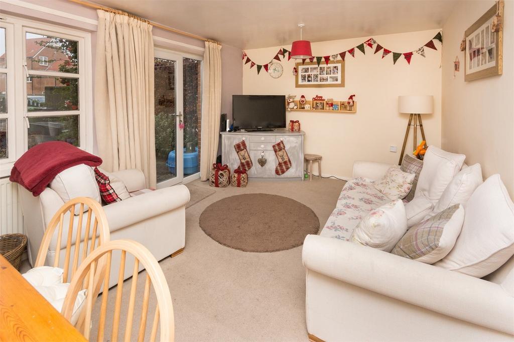 Spruce Close, New Earswick, YORK, YO32 3 bed semidetached house £