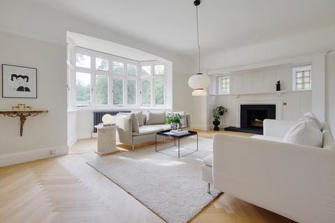 24 Elgin Road, Bournemouth, BH4 9NL