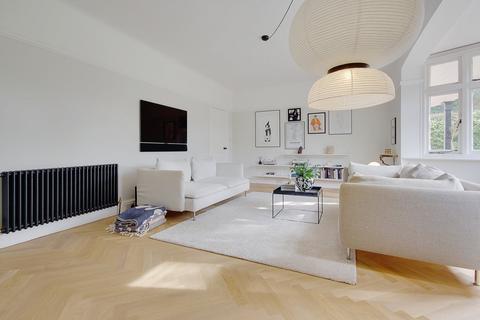 24 Elgin Road, Bournemouth, BH4 9NL