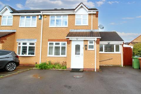 4 bedroom semi-detached house for sale, Honeybourne Way, Willenhall, WV13