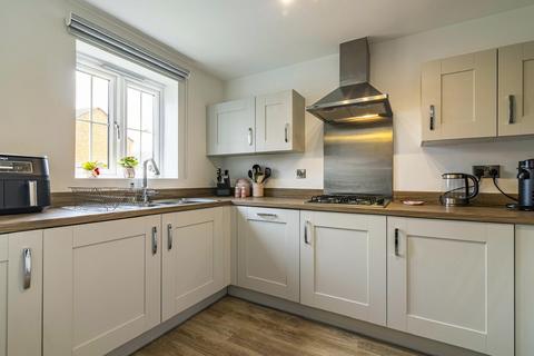 3 bedroom semi-detached house for sale - Pasture Way, Farnsfield NG22