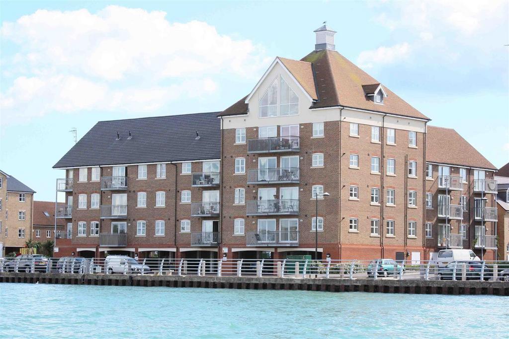Dunwich Sussex Wharf Shoreham by Sea 2 bed apartment £1,300 pcm (£300 pw)