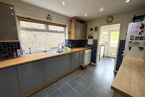 4 bedroom detached house for sale, Norman Drive, Mirfield WF14