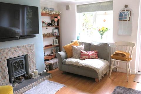 3 bedroom cottage for sale - Clifton Road, Shefford, Beds SG17 5AN
