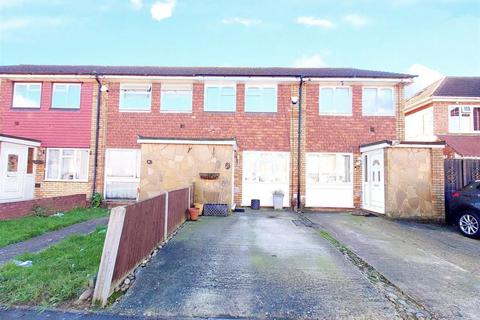 2 bedroom terraced house for sale, Cleave Avenue, Hayes UB3