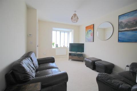 2 Compton Way, Birmingham, B33 8DD