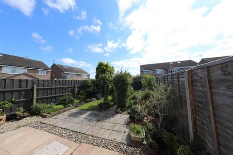 3 bedroom semi-detached house for sale, Hathersage Road, Hull