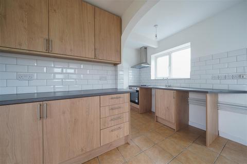 3 bedroom detached house to rent - North Road, Leominster