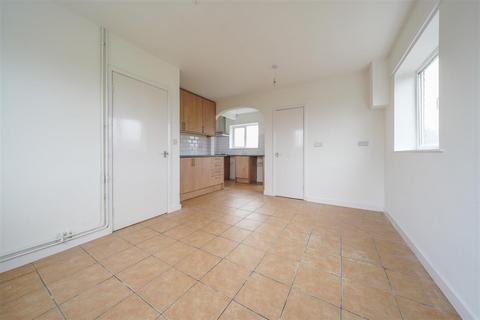 3 bedroom detached house to rent - North Road, Leominster
