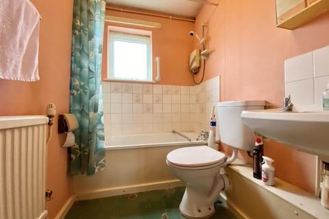 1 bedroom maisonette for sale - Waterside Close, Northolt, UB5 6DW