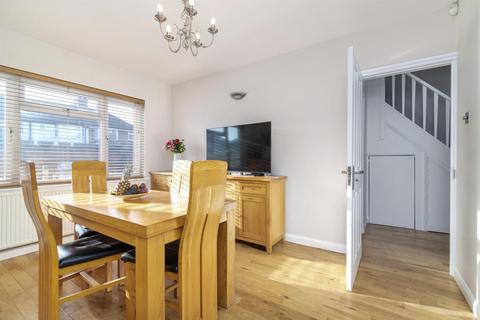 53 Oatlands Road, Enfield, EN3 5LL