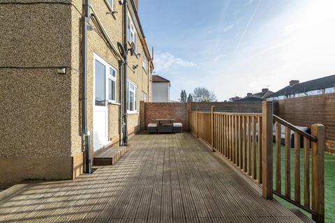 53 Oatlands Road, Enfield, EN3 5LL