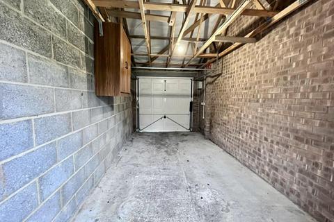 37 Nine Acres Close, Hayes, UB3 1SW
