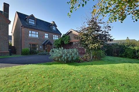 5 bedroom detached house for sale, Hazel Grove, Bexhill-On-Sea