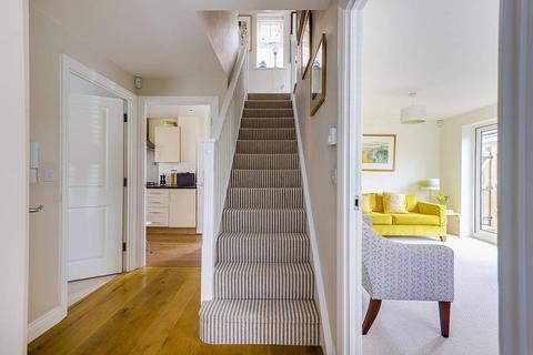 7 Olvega Drive, Buntingford, SG9 9FJ