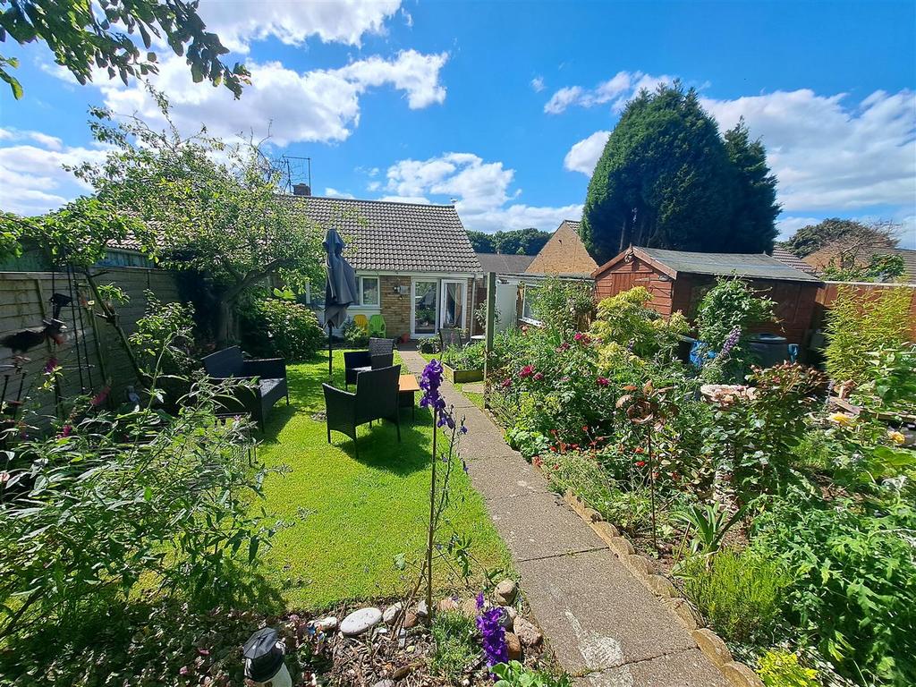 Trentham Drive, Bridlington YO16 2 bed semidetached bungalow for sale