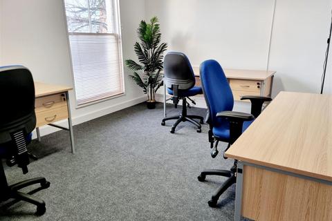 Serviced office to rent, Windmill Street, Gravesend