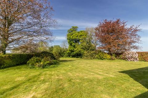 5 bedroom detached house to rent, Hattingley Farmhouse