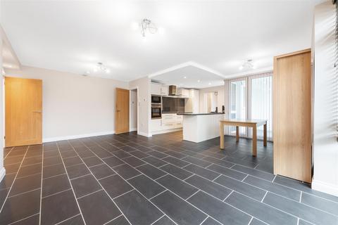 2 bedroom apartment for sale - Sapphire Court, Chelmscote Road, Olton, Solihull