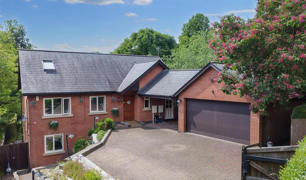 Victoria Crescent, Nottingham 5 bed detached house for sale £650,000
