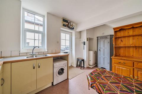 2 bedroom terraced house for sale, Station Street, Bishops Castle